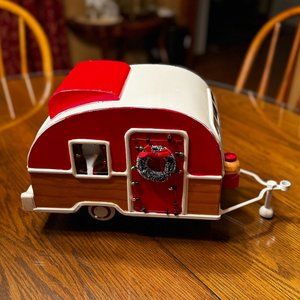 Retro Target Wondershop Christmas Camper 2017 Large - NWT Rare to Find